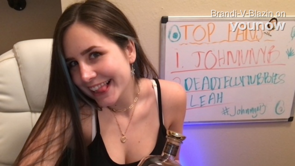 🔴 LIVE <a href="/Brandi_V_Blazin/">🔥🌵Brandi-V-Blazin🌵🔥</a> on #YouNow watch.younow.com/llOD?pid=Share…