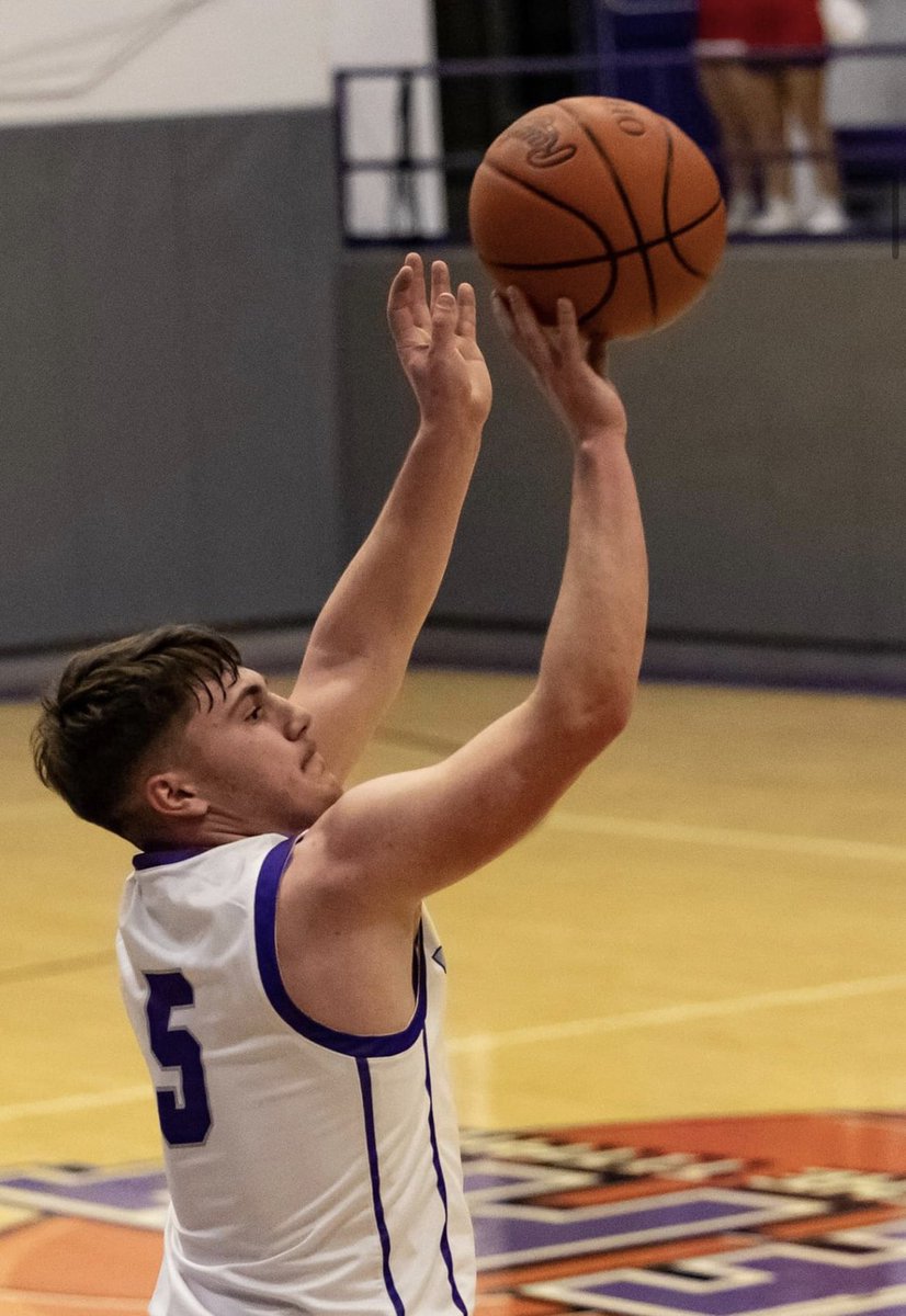 zack5miller's tweet photo. Forever a Titan💜🤍
@TriwayAthletics @TriwayBoysHoops https://t.co/bo8IKVNa1H
