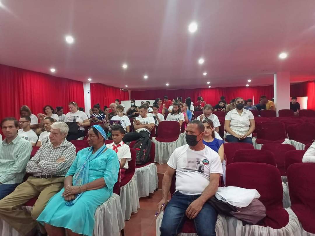 En la  <a href="/UniversidadMoa/">Universidad de Moa Dr. Antonio Núñez Jiménez</a> se desarrolla el III Taller Guerra de liberación nacional, se recuerda el legado de José Martí y la vigencia de su pensamiento <a href="/CubaMES/">MES</a> <a href="/ElbaRosaPM/">Elba Rosa</a> <a href="/jsaborido50/">José Ramón Saborido Loidi.</a> <a href="/CusidoElba/">Elba Ma. CC</a> <a href="/alexeimtnez79/">Alexei Martinez Mora</a> <a href="/AlexCespedes00/">Alex Céspedes</a> <a href="/davidlahera1/">David Lahera</a>