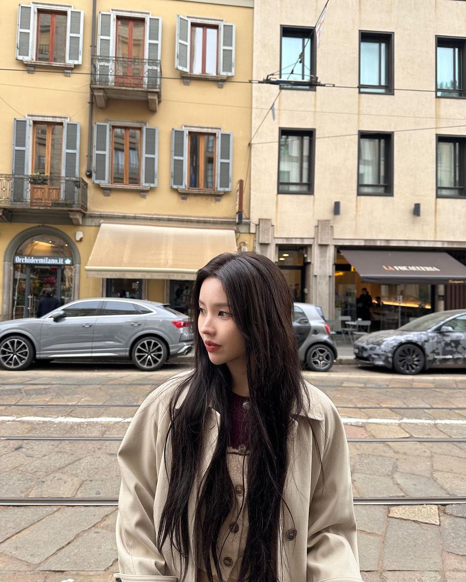 Soyeon_mm's tweet photo. [230224] tiny pretty insta update 
😎

.
#전소연 #소연 #jeonsoyeon #soyeon #tinyprettyj #여자아이들 #gidle https://t.co/AtTHdlqL8u