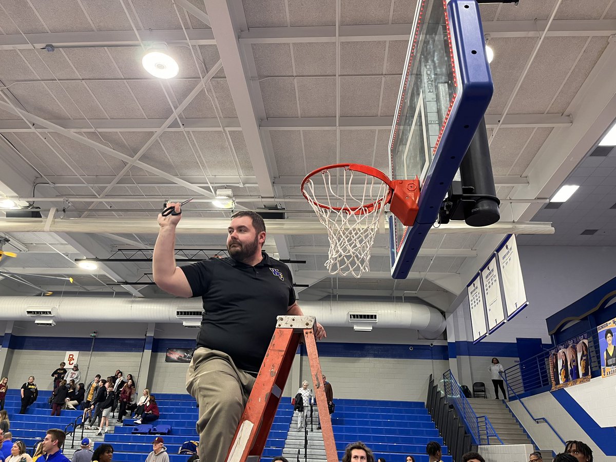 Johnathan Cline, NBCT (@johnathancline) on Twitter photo It was awesome to watch <a href="/WEHS_Basketball/">Warren East Raiders Boys Basketball</a> win the District Championship! <a href="/WEHSRaiders/">Warren East High School</a> is a special place! Making it more special to me was being invited by <a href="/CoachKBenge/">Kyle Benge</a> to cut down a piece of the net - one of the highlights of my career! Thanks Coach, congrats, & GO RAIDERS! It was awesome to watch <a href="/WEHS_Basketball/">Warren East Raiders Boys Basketball</a> win the District Championship! <a href="/WEHSRaiders/">Warren East High School</a> is a special place! Making it more special to me was being invited by <a href="/CoachKBenge/">Kyle Benge</a> to cut down a piece of the net - one of the highlights of my career! Thanks Coach, congrats, & GO RAIDERS!