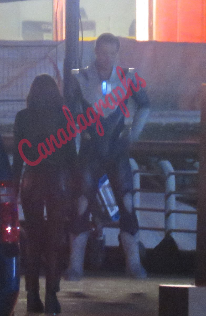 ArrowverseScene's tweet photo. New #TheFlash Finale Set Photos!

COBALT BLUE EVERYONE! ⚡️

(Source: Canadagraphs / https://t.co/qTZmGrXpjg)
#DCTV #TheFinalRun https://t.co/tTl5UVjBjE