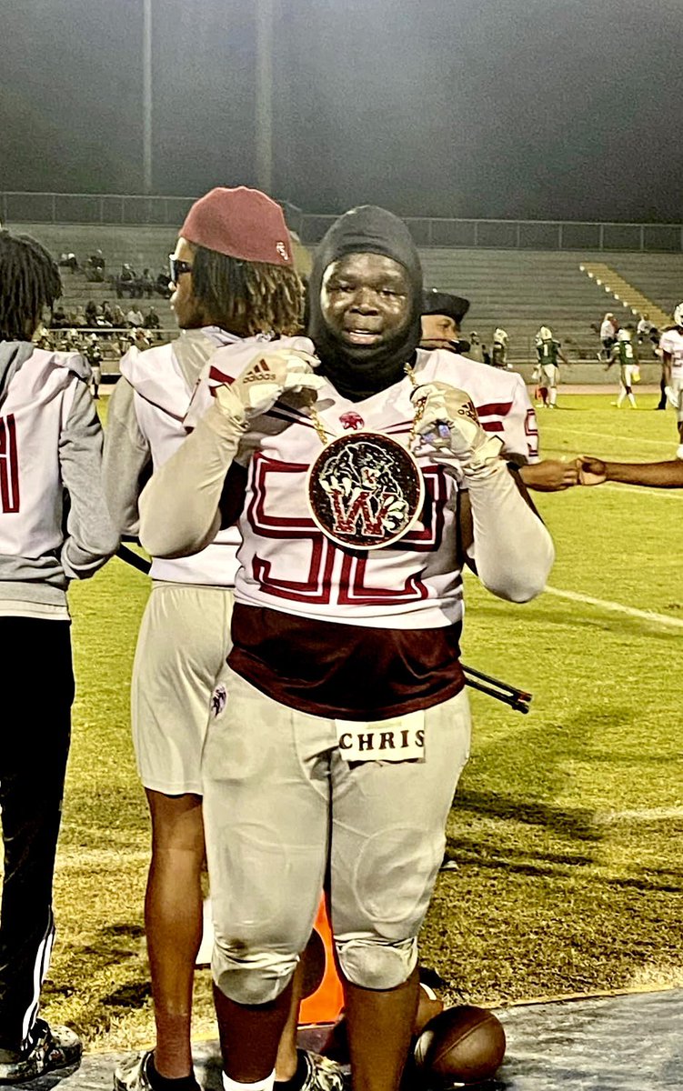 FPWestwoodFB's tweet photo. Congrats to Fort Pierce Westwood 2024 CB/RB Braylon Vincent (@BraylonVincent) and 2024 DL/OL Chris Pierre (@52reasonss) on being named Top 10 Players on the Treasure Coast. 
@EraPrep @RealCoachK @DB__God 
@FlaHSFootball @RWrightRivals #Top10 

LIST: https://t.co/v8WAKzOy2J https://t.co/Vx74LhFAM1