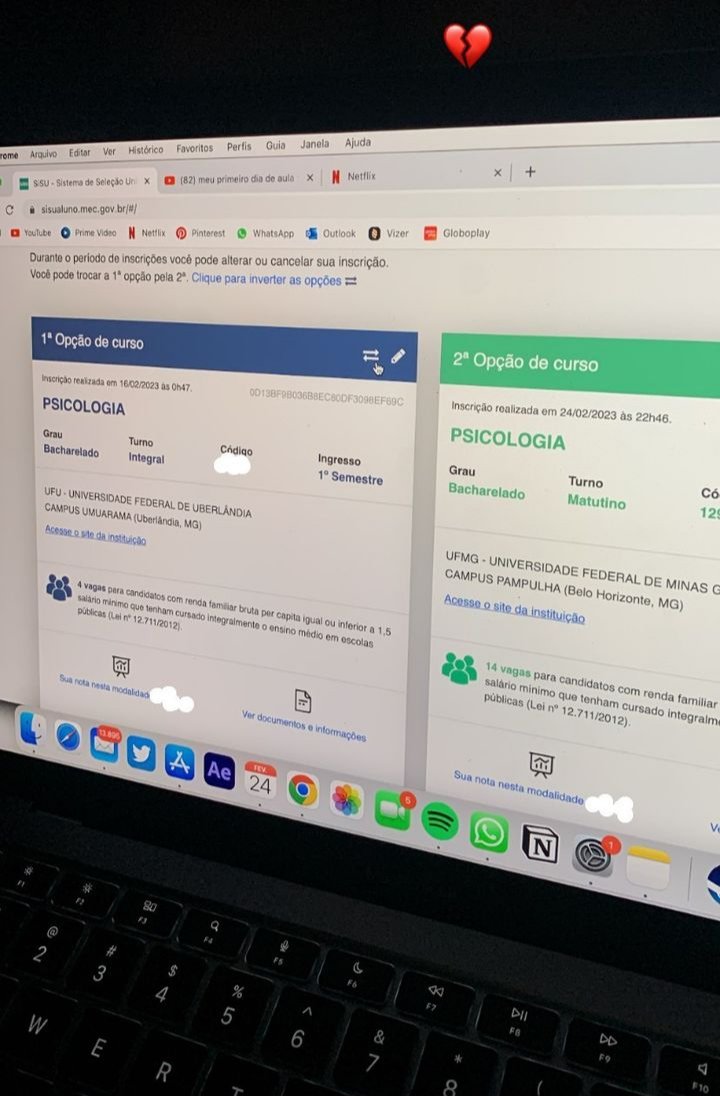 ludstuts's tweet photo. amo esse querido que eu sigo com cota baixa renda mexendo no sisu em seu macbook https://t.co/SDHe8FnAOe