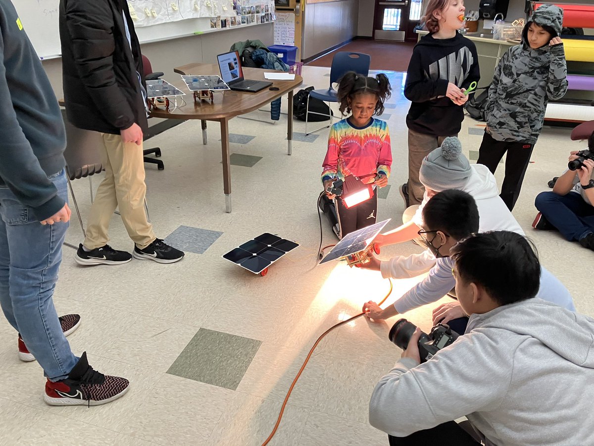 Hazel Valley tweet media