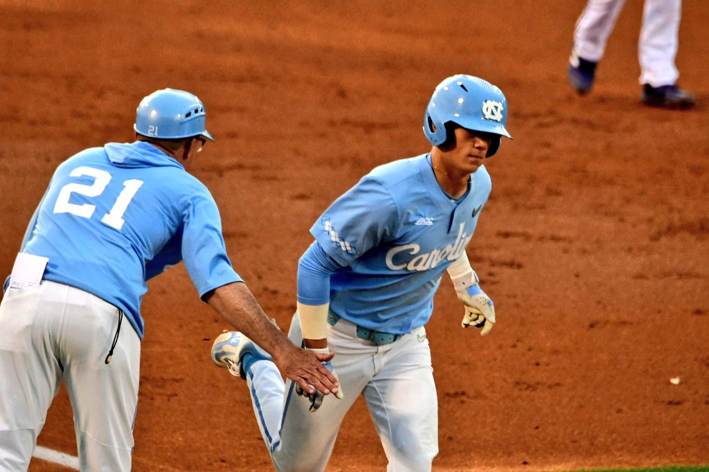 Jackson Van De Brake turns on a 96 mph fastball from Trey Yesavage for a solo homer to left, giving <a href="/DiamondHeels/">Carolina Baseball</a> a 1-0 lead on ECU in the 3rd. Van De Brake, a Juco transfer MIF, was not expected to be a big power source, but he's already got 2 homers this young season for #UNC.