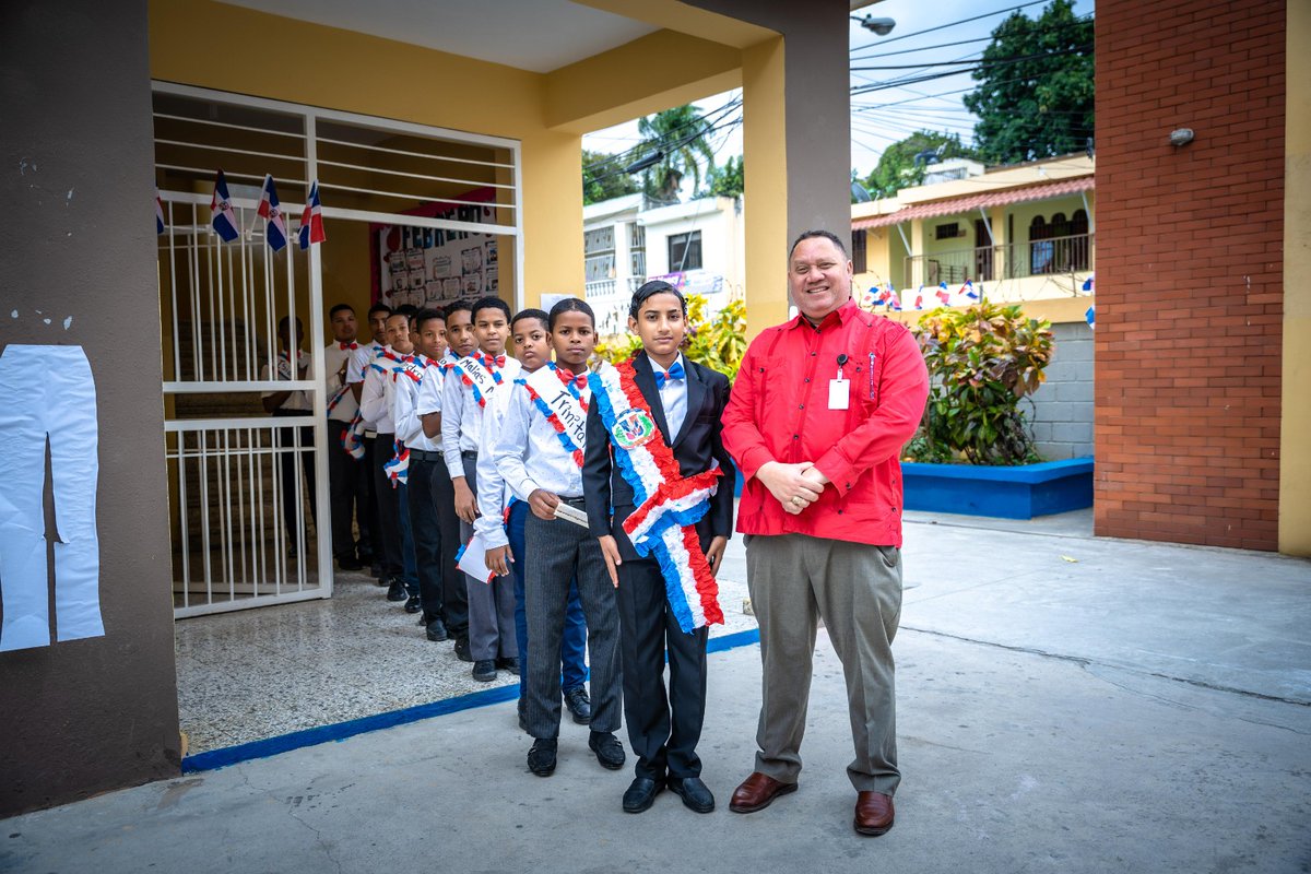 1505Distrito's tweet photo. El Distrito 15-05, conmemoró el 1️⃣7️⃣9️⃣ aniversario de la Independencia Nacional en el centro educativo Elsa Mojica ubicado en Las Caobas, Herrera.

#IndependenciaNacionalDominicana 
#LaEducaciónSeTransforma

@angelhdez50 
@RafaelAmadorF 
@felixharvest 
@ValeraGus https://t.co/F6CVKf2Jfu