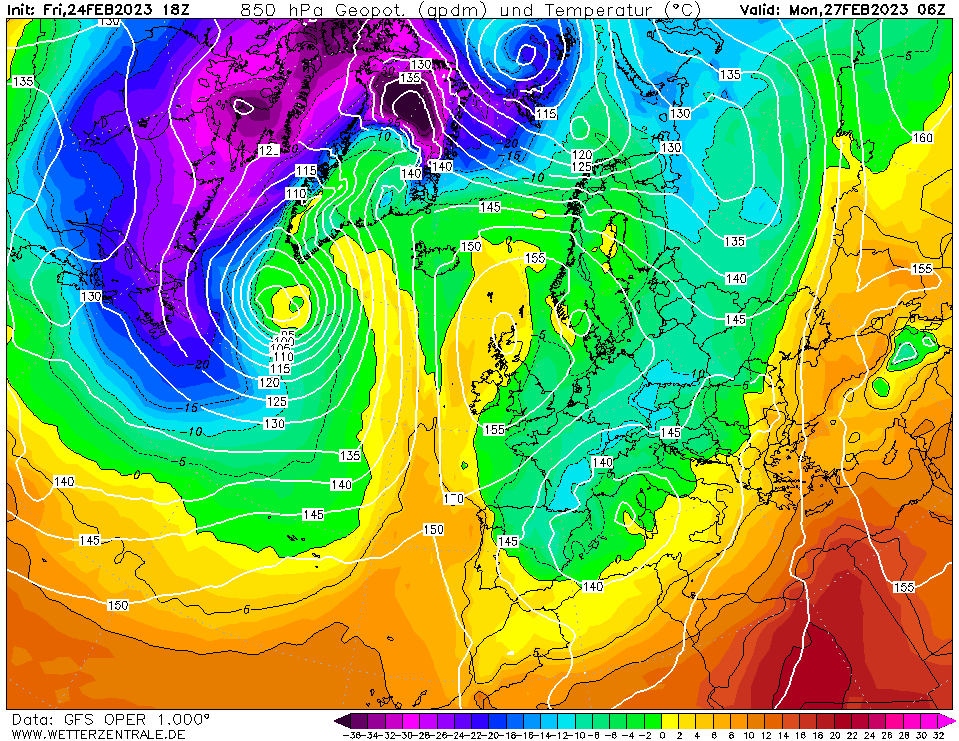 SE VIENE! ❄️GFS de les 18Z sortit del forn manté les NEVADES A NIVELL DE MAR a la costa i prelitoral de BARCELONA i sud de GIRONA per la nit i matinada de diumenge a dilluns! I dilluns tarda possibilitat que entri un nou braç humit per l'Empordà que deixaria també NEU a cota 0!