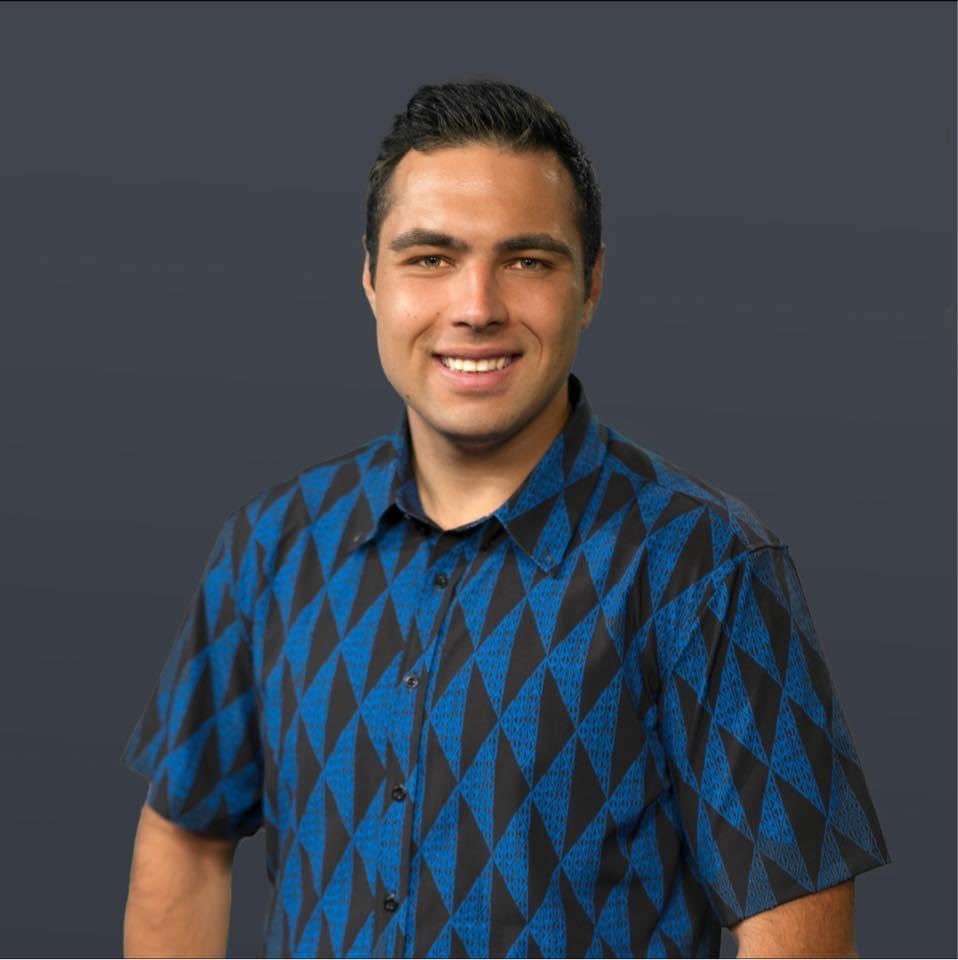 Finally wrote my bio for <a href="/HawaiiNewsNow/">Hawaii News Now</a> hawaiinewsnow.com/authors/Eddied…