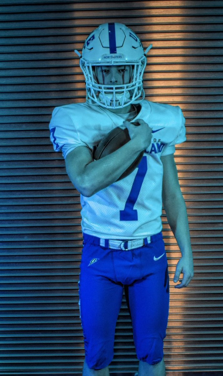 msully513's tweet image. Extremely excited to announce that i will be continuing my academic and athletic career at the University of New  England‼️Thank you @UNEfootball @CoachLichten @TimViall for the opportunity!! #stormthegates