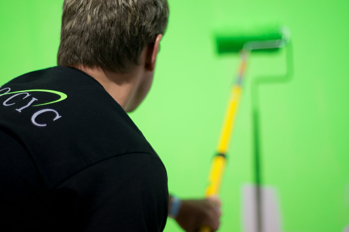 "Even with only one wall painted (for now) with Pro Cyc, the improvement and results can’t be overstated."
- Verified Customer

Use less paint (saves you money) and still get better results:
ow.ly/ShNX50N2lEf

#greenscreen