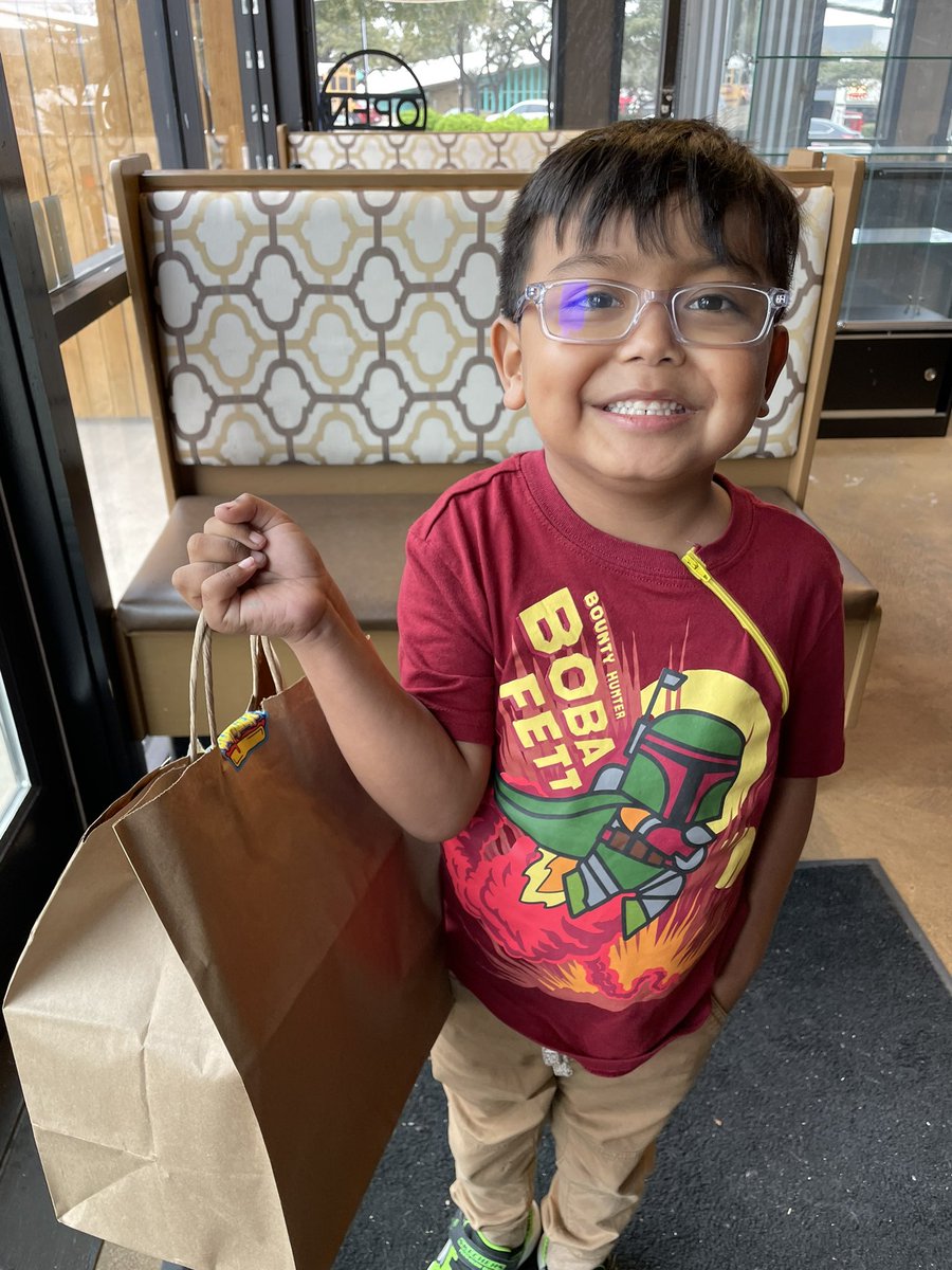 dazed_dest's tweet photo. This little dude has been talking nonstop about @MrBeast and was excited to find out there was a location down the street from his hospital. #MrBeastBurger #Leukemia https://t.co/FQ42UpiAwU