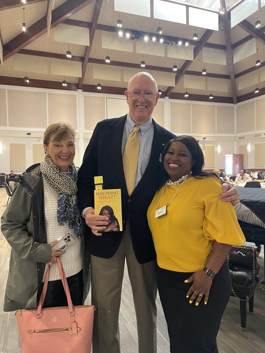 WMcKinney7's tweet photo. I had the privilege to be this week's guest speaker for 
San Diego Rotary Club 33, which I am a proud member of. 
I was proud to speak about my book “Busy Doing What? Making Every Moment Count” sharing tips, strategies, and inspiring others to look at their lives differently. https://t.co/pknhdaI09C