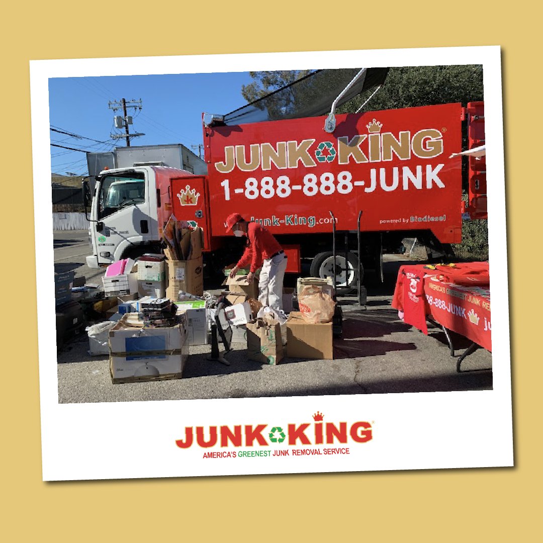 JunkKingRVA's tweet photo. Did you know that Junk King offers national accounts for businesses with multiple locations? No matter where you are in the country, we can provide fast and reliable junk removal services. Contact us today to learn more: https://t.co/aKeS3uMAoL https://t.co/9IBlZrb08f