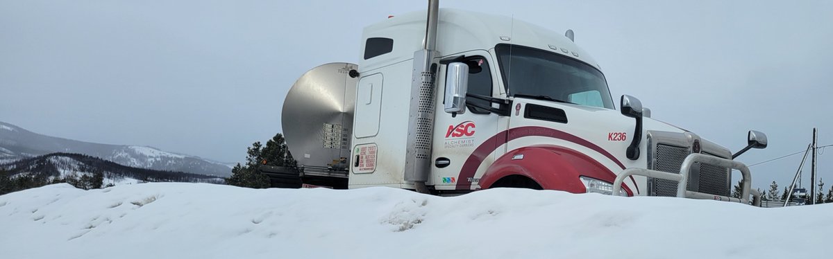 IncAlchemist's tweet photo. Ready for another snow weekend..... #alchemist #tanker #trucking https://t.co/keSSg8TLWI