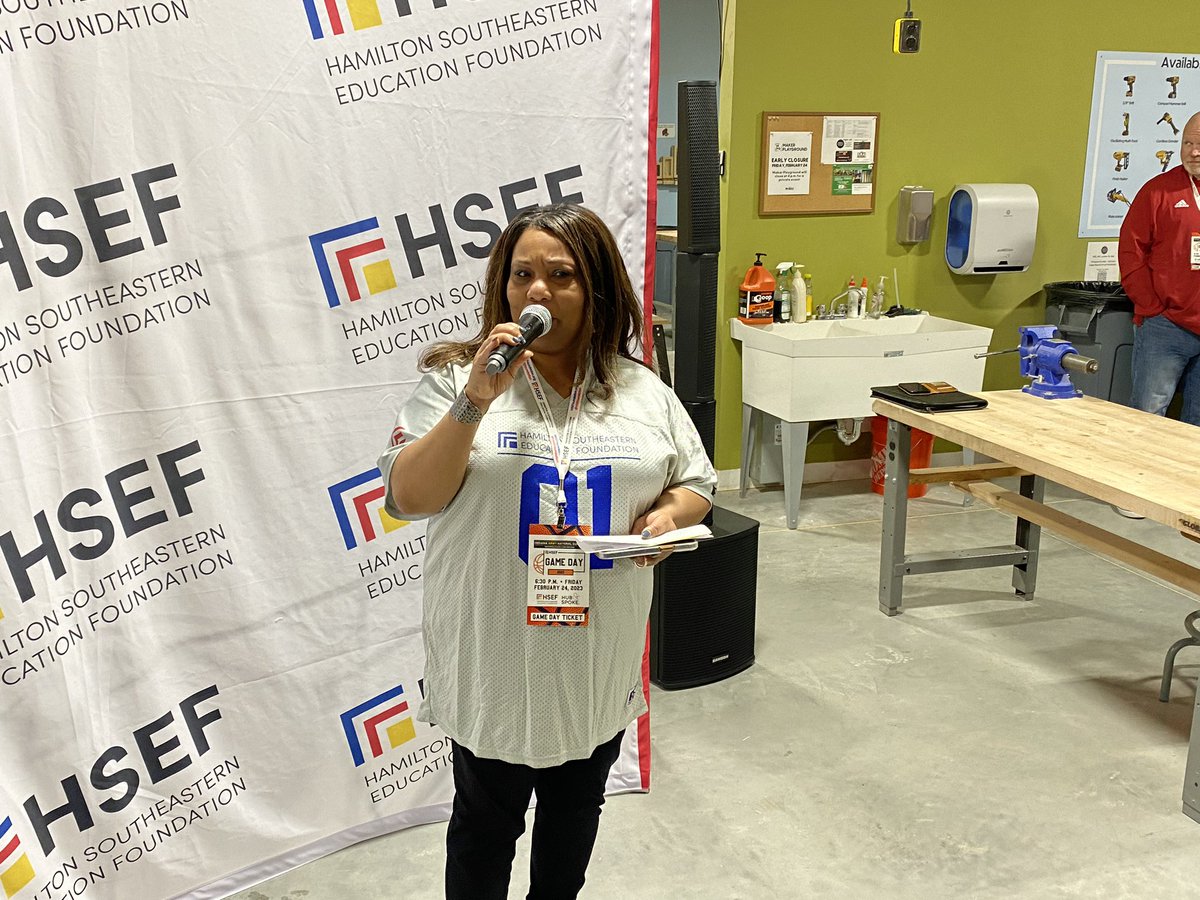 HSESchools's tweet photo. We are so excited to be at the @hsefoundation Game Day event. It’s the largest annual fundraiser for #HSEF, which provides our students and staff with unique, valuable and meaningful project funding. Thank you for supporting our school community! https://t.co/kDl2D4e9vk