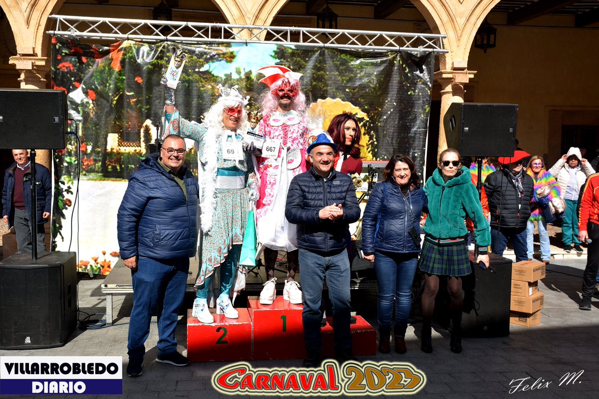 Miguelpalo's tweet photo. 😘 El gran Félix Moya nos deja las mejores imágenes de la Carrera de Drag Queen. 🎊🎭🎉
📎 https://t.co/ENfqh7HWY0 https://t.co/yvbz1ES1A9