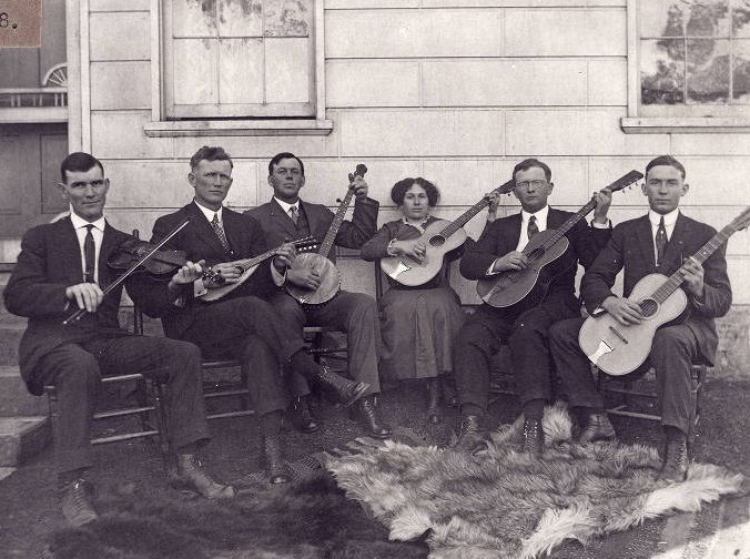 Russiaville Dance Band, c1910.

(Indiana Historical Society)