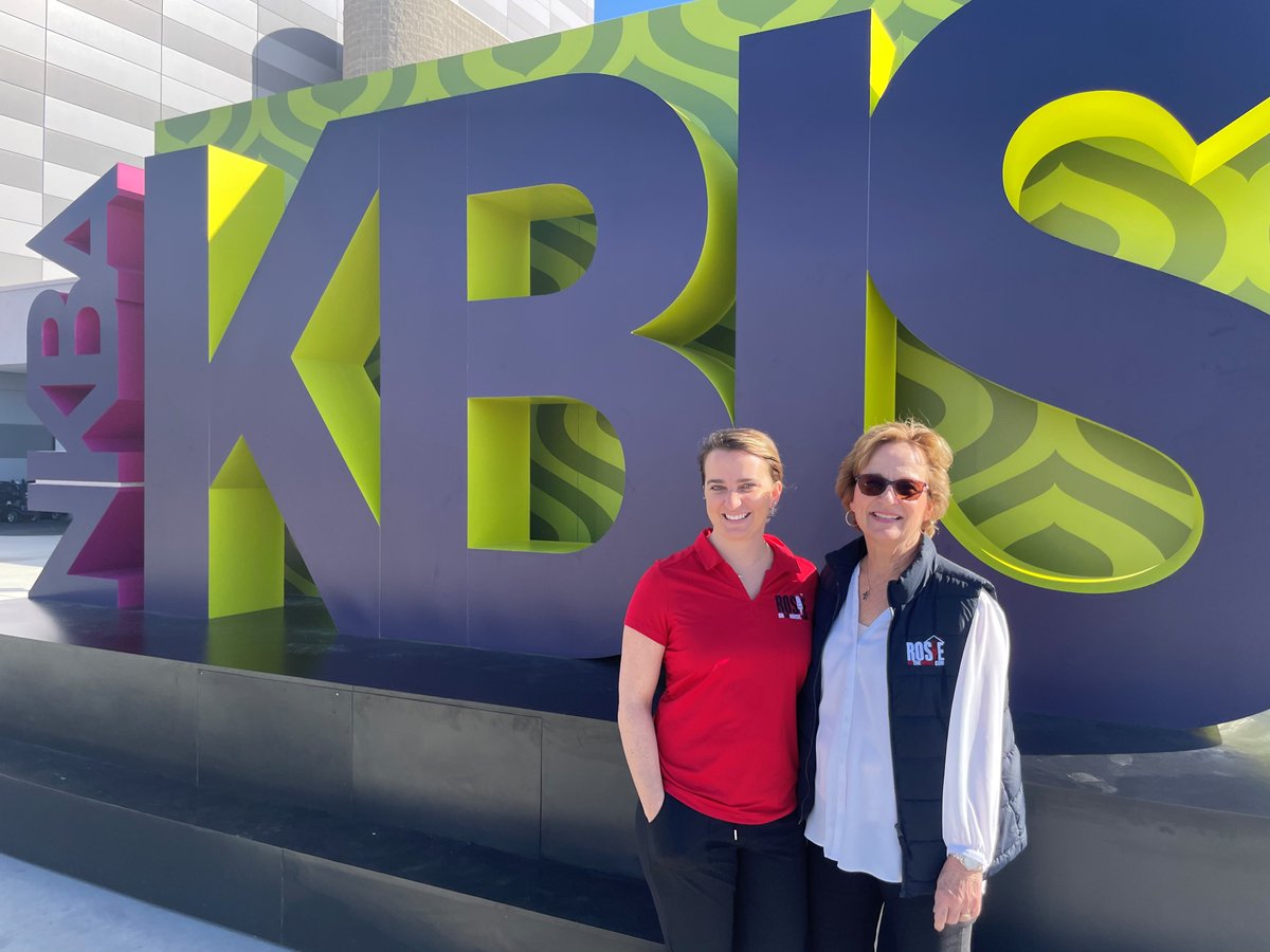 RosieontheHouse's tweet photo. Check out this photo Rosie took of Jennifer &amp; Julia at @thenkba! Tune in tomorrow for:
8: Outdoor Living Hour - #BuildAnEdibleLandscape
9: On The House Hour - Our Favorite Products From The 2023 National Hardware Show (https://t.co/6AwjeXIyQ3)
10: Open Home Hour - #CostVsValue https://t.co/2K4XX9tqpH