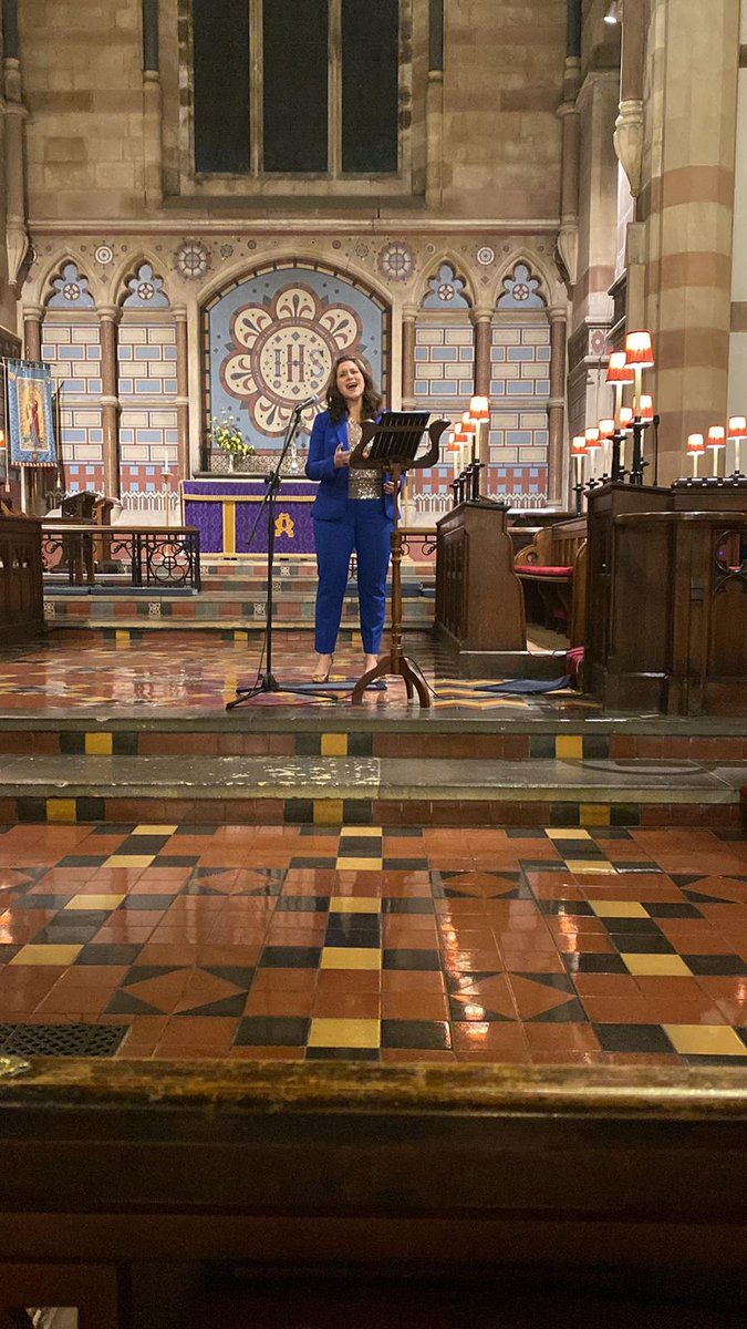 SingerMarion's tweet photo. St Mark's Dundela was a cracker concert with the uber talented Darren Day on piano https://t.co/ubg6Tlppem
