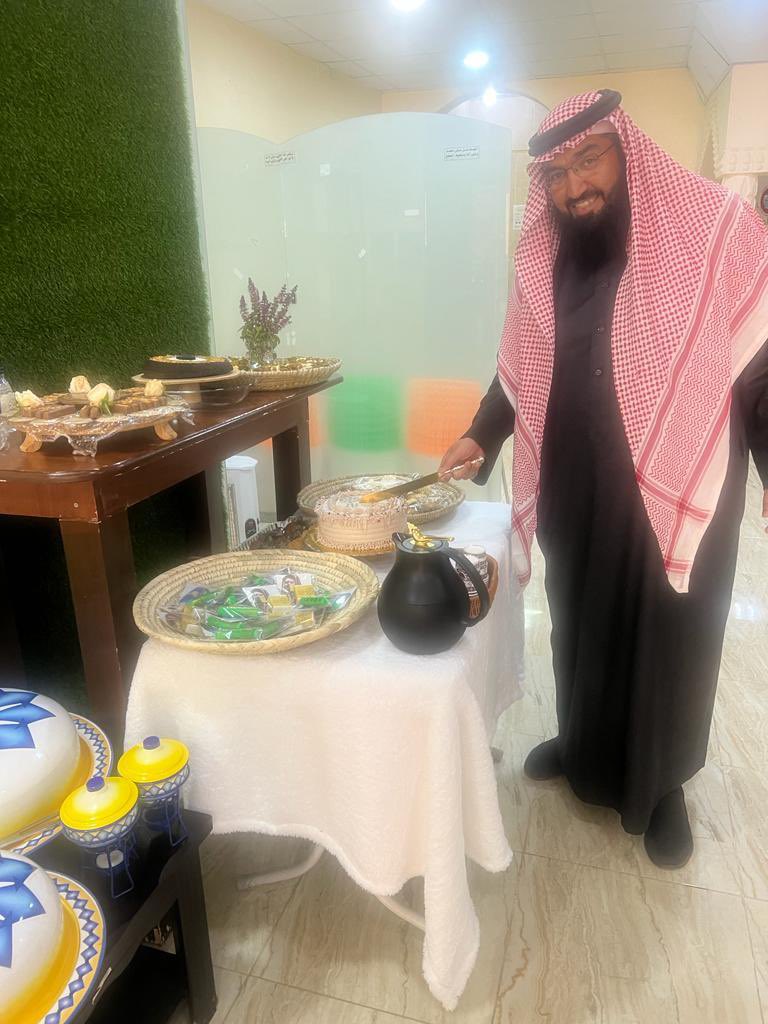 jouf_sm's tweet photo. اقام #مركز_صحي_السوق_والمطر 
يوم الثلاثاءالموافق1444/8/1
احتفالًاخاصاً #يوم_التاسيس
بمشاركةمنسوبي المركزوالمراجعين
نسأل الله العلي القديرأن يحفظ بلادنا 
وولاةامرنا في ضل خادم الحرمين الشريفين 
الملك سلمان بن عبدالعزيز 
وولي العهدمحمد بن سلمان
وأن يديم على هذا الوطن أمنه واستقراره https://t.co/e3Joibf9gl