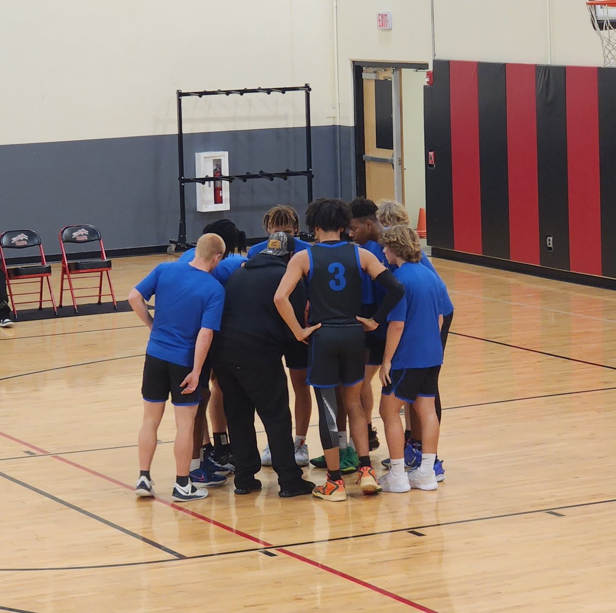 CSFCoachMoore's tweet image. Go Crusaders! @CSFBasketball 
2A Regional Final