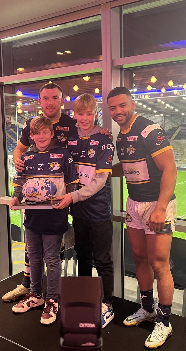 Ramus Seafood tweet media