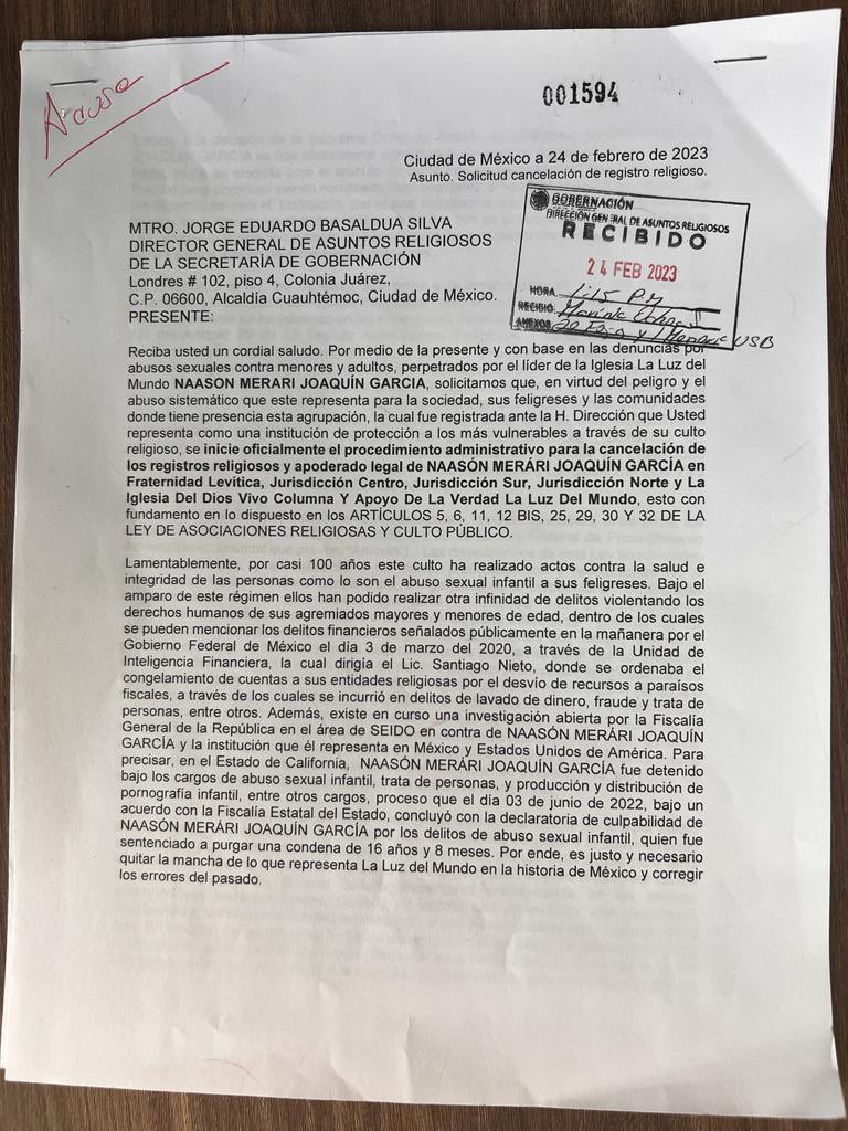 alvaradoisa's tweet photo. Hoy la Secretaría de Gobernación recibió la solicitud para retirarle a Naasón Joaquín el cargo de líder de La Luz del Mundo, “en virtud del peligro y el abuso sistemático que este representa para la sociedad, sus feligreses y las comunidades donde tiene presencia esta agrupación” https://t.co/I8X7iK87hk
