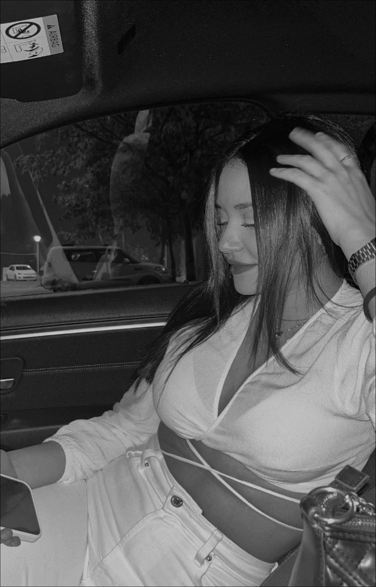 bia (@biateixeiraa0) on Twitter photo 