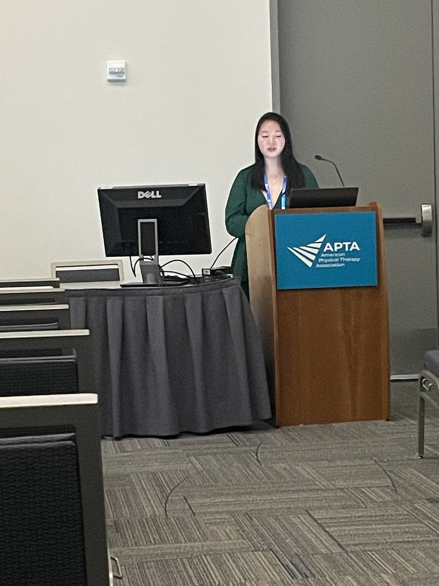 JRayFalvey's tweet image. Nothing makes me happier than watching a #dptstudent absolutely give a 🔥talk!

Great job @joannazye representing @UMSOMPTRS !