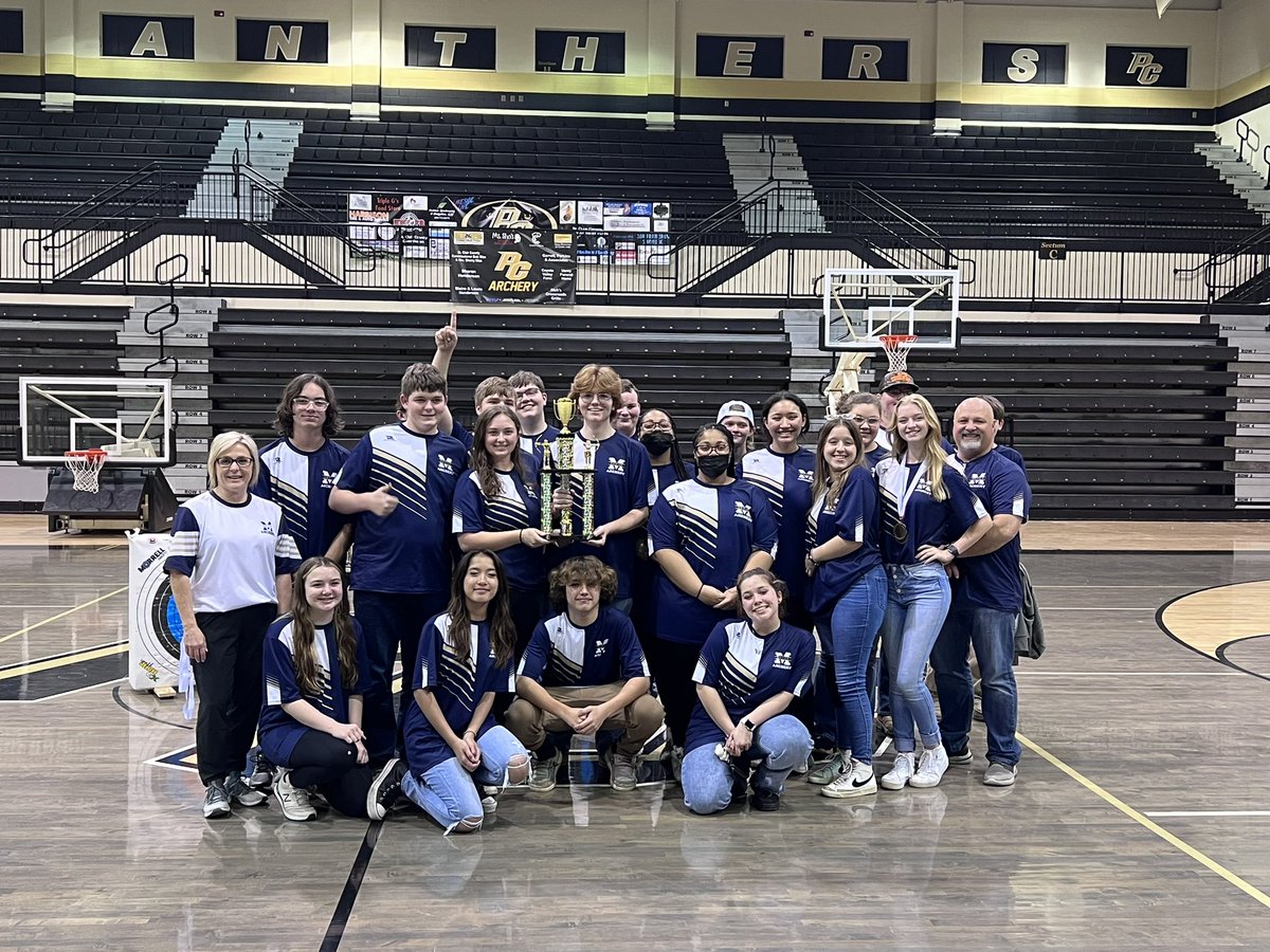 moodyhighsccboe's tweet photo. Congratulations to our archery team for winning regionals today!! #DEV1L @Burns_StClair @sccboe https://t.co/RBg4bbiiRh
