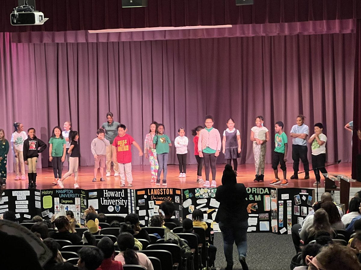 BowserBullpup's tweet photo. What an AMAZING celebration of Black History today at GLA. Kudos to Mrs. Simon for organizing our event and thank you to all our special guests for attending and sharing your talents with our Bullpups!  @EVSCGlenwood @EVSC1 https://t.co/1DKlev94Hs
