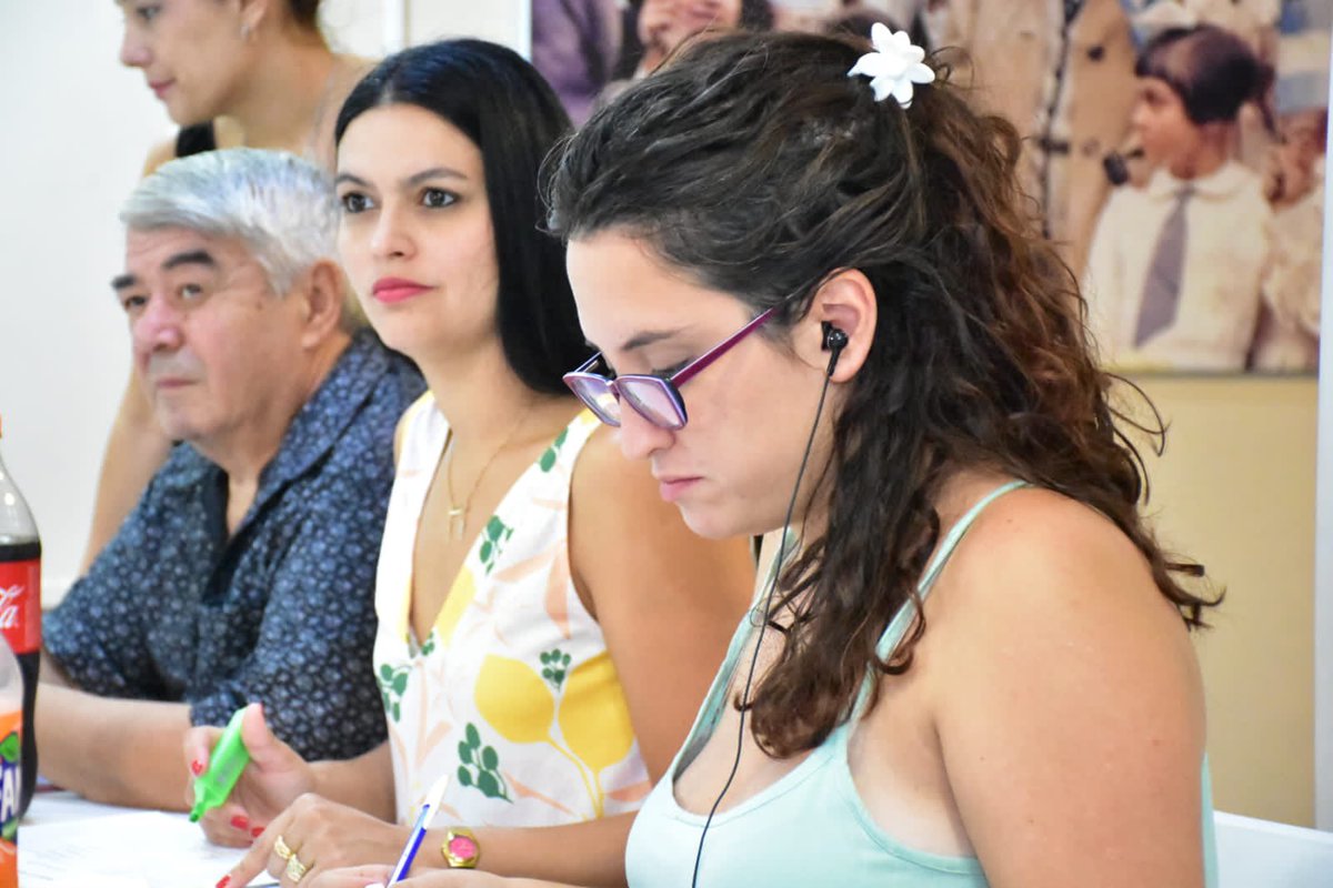 MFlorDestefanis's tweet photo. Concluyó el Congreso Provincial del PJ y celebro la amplia participación de compañer@s  congresales de todos los departamentos.✌🏽

Este es el primer paso para un gran desafío que tenemos este año: convertirnos en una clara opción de gobierno para los mendocinos y mendocinas. https://t.co/pg9m0aP1Bi