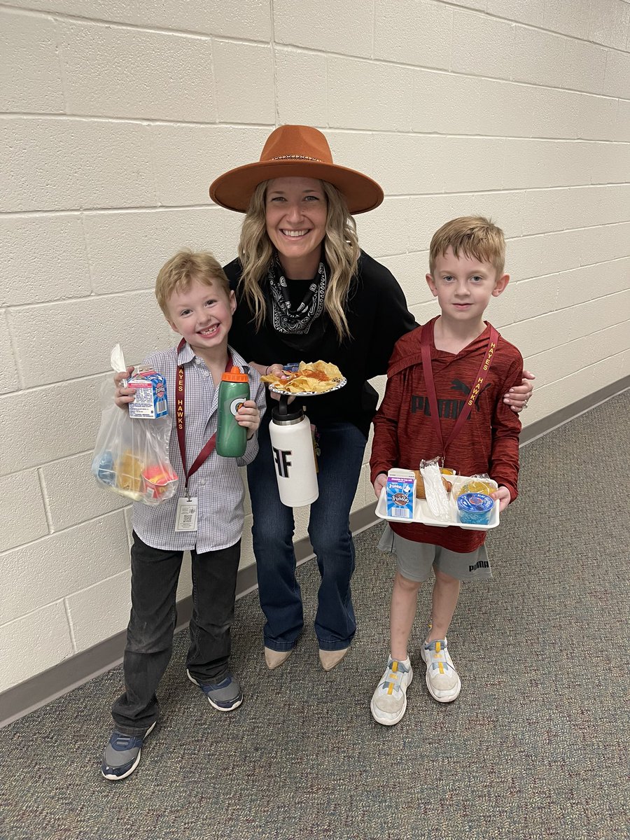 Making memories in 1st grade…<a href="/kabishop15/">Kelly Bishop</a> had a special lunch with these sweet boys! They redeemed their Hawk Bucks to eat with the teacher. 🥰 #hayeshawks