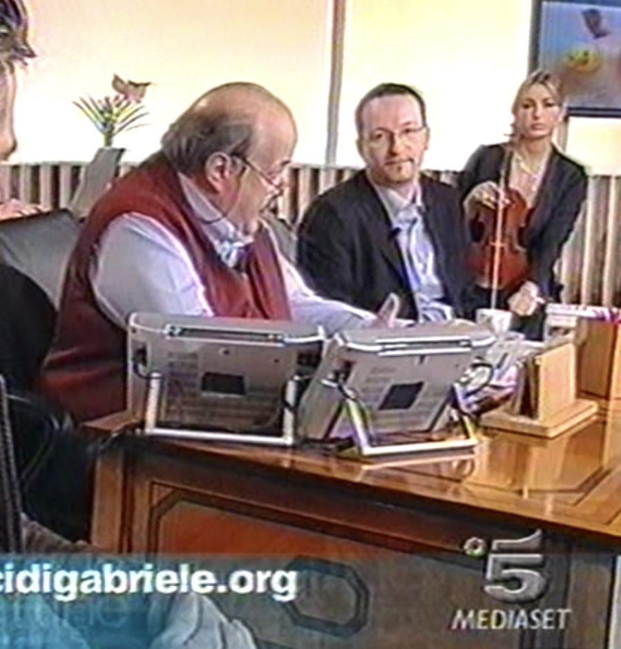 amicidigabriele's tweet photo. Grazie Maurizio Costanzo da Amici di Gabriele https://t.co/A480JFNUL9