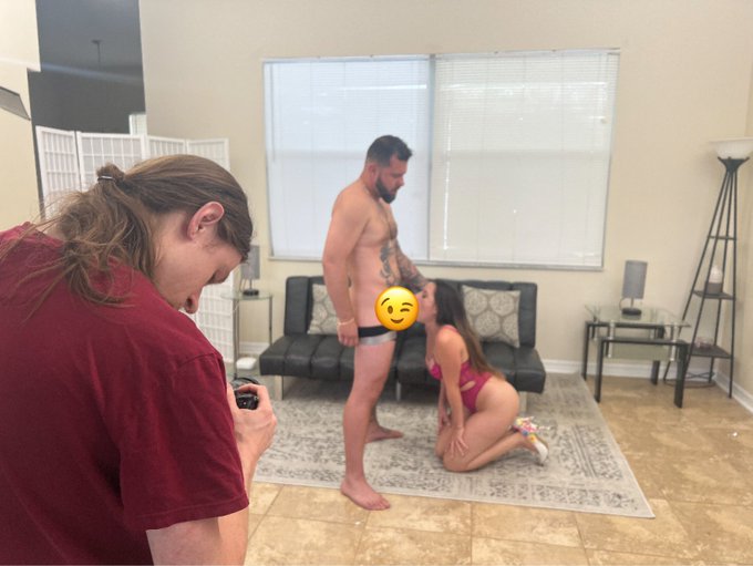 Sneak peek of the 🔥🔥 BG content i filmed today with @Conor_Coxxx &amp; @VinceBellucciX‼️ Keep an eye out<a href="/tag/clips4sale"class="tags"><span>#clips4sale</span></a><a href="/tag/pantyhosestockings"class="tags"><span>#pantyhosestockings</span></a>