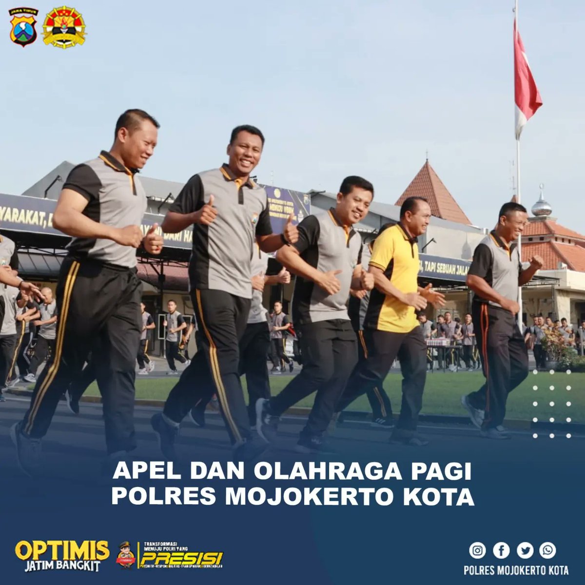humaspralon's tweet image. Kapolres Mojokerto Kota bersama anggota Melaksanakan Olahraga Bersama 
_____  
"Jadilah Polisi yang Baik dan Jangan Sakiti Hati Masyarakat”
_____
DM atau Tag @polres_mojokerto_kota 
.
#Olahraga
#Mojokerto
#PolresMojokertoKota
#humaspolresmojokertokota
#Prokes
#