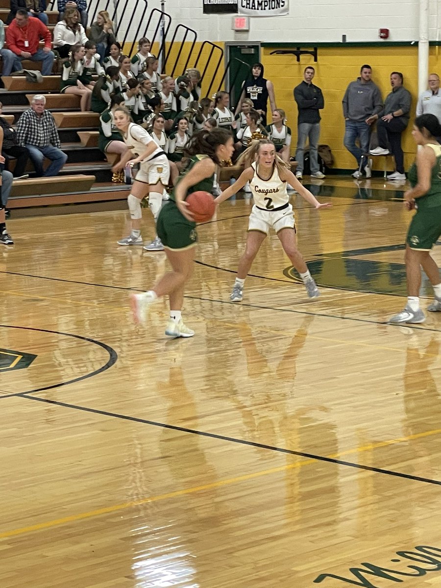 Blackhawk with the dub!🥳
<a href="/FusettiAlena/">alena fusetti</a> ended w/ 17pts, <a href="/kassiepotts2/">Kassie Potts</a> w/ 14, and freshman <a href="/AubreeHupp/">Aubree Hupp</a> w/ her 1st varsity start &amp; 1st DOUBLE DOUBLE w/ 14pts &amp; 11 rebounds!🔥💪
#pathtothepete2023