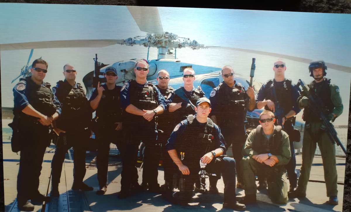DomApuzzo's tweet photo. Miss these days! 💯

Respect to all my people serving during these times of tension. 

If I could I’d re enlist, believe that. ⚓️

#USCG #LEDET #PACTACLET #SOUTHCOM https://t.co/6CZGi55iSm