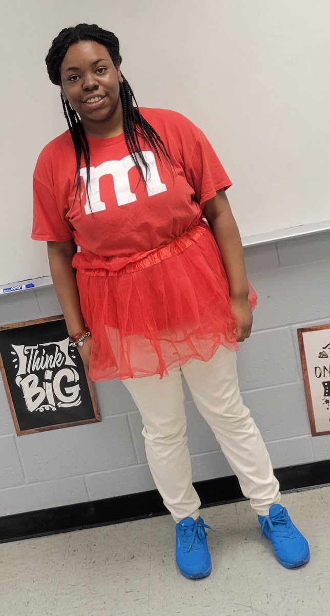 ChhsMightyStang's tweet photo. "TODAY WAS DRESS AS YOUR FAVORITE CARTOON CHARACTER" #NoonanSyndromeAwarenessMonth
#CongenitalHeartDefectAwareness
#HeartDiseaseMonth #ForGabbi😇❤💙 @TweetDCS_CHHS @DCSeNews https://t.co/uTiglu8tKb