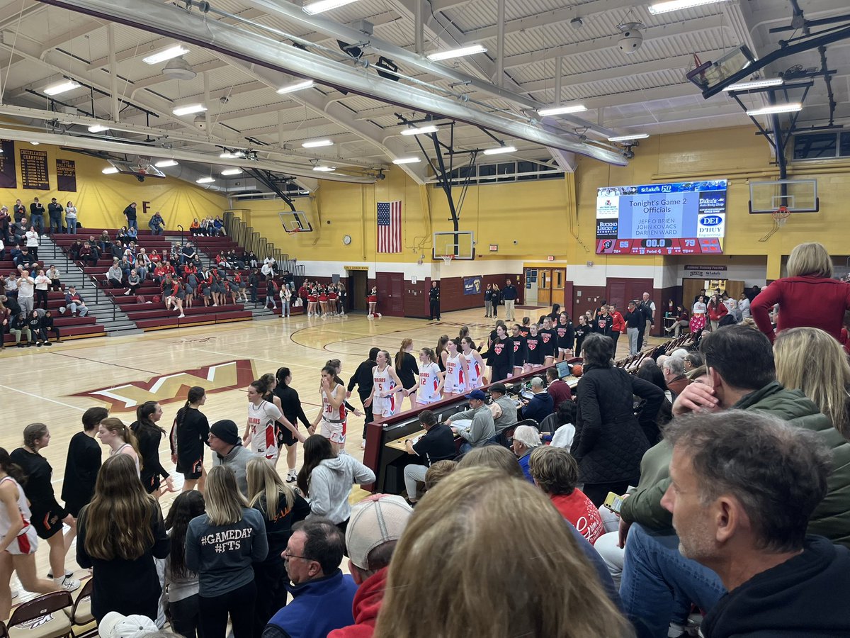 D11Sports's tweet photo. A high scoring game in the @PIAADistrictXI 6A Girls quarterfinals as number 6 @KKidsGBB beat @ladytrojanhoopz 79-65. The K-Kids move on the the semifinals on Tuesday. @ParklandAthlet1 @KonkreteKids https://t.co/4hItOYdBJt