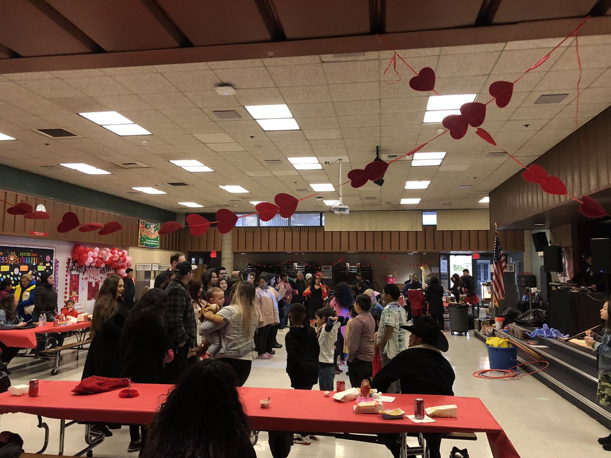 Valentines Day Dance at Serrano!