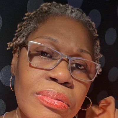 bsweetseley's tweet photo. #NewProfilePic https://t.co/Rw8QjphODC