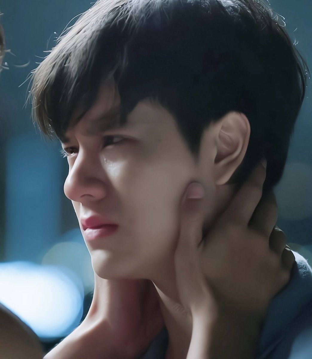 wfromwan's tweet photo. สวยค่ะดีทุกอย่าง ไม่ดีที่มีแฟนแล้ว https://t.co/4nZ6GIpCV3