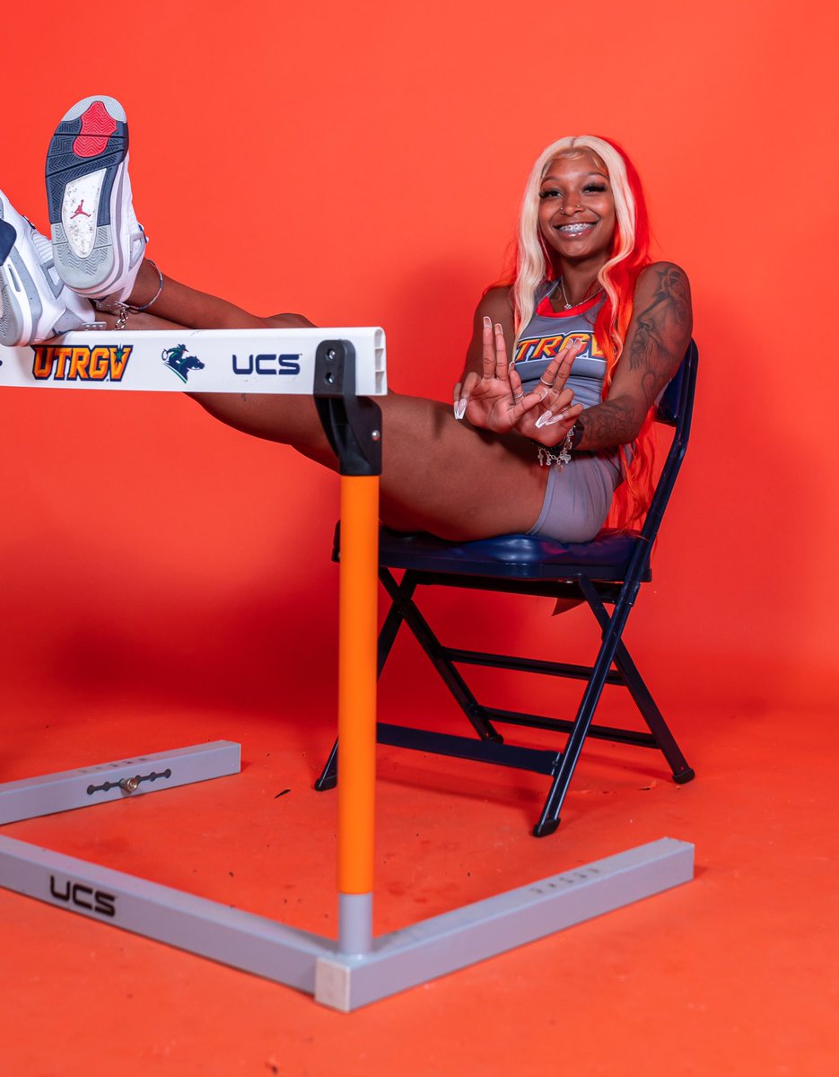 #WACitf Championships Update | SHE. DID. IT. AGAIN. 
Symoria Adkins breaks her own school record and advances to finals in the women’s 60-meter hurdles with a prelim time of 8.51! 
#RallyTheValley #UTRGV