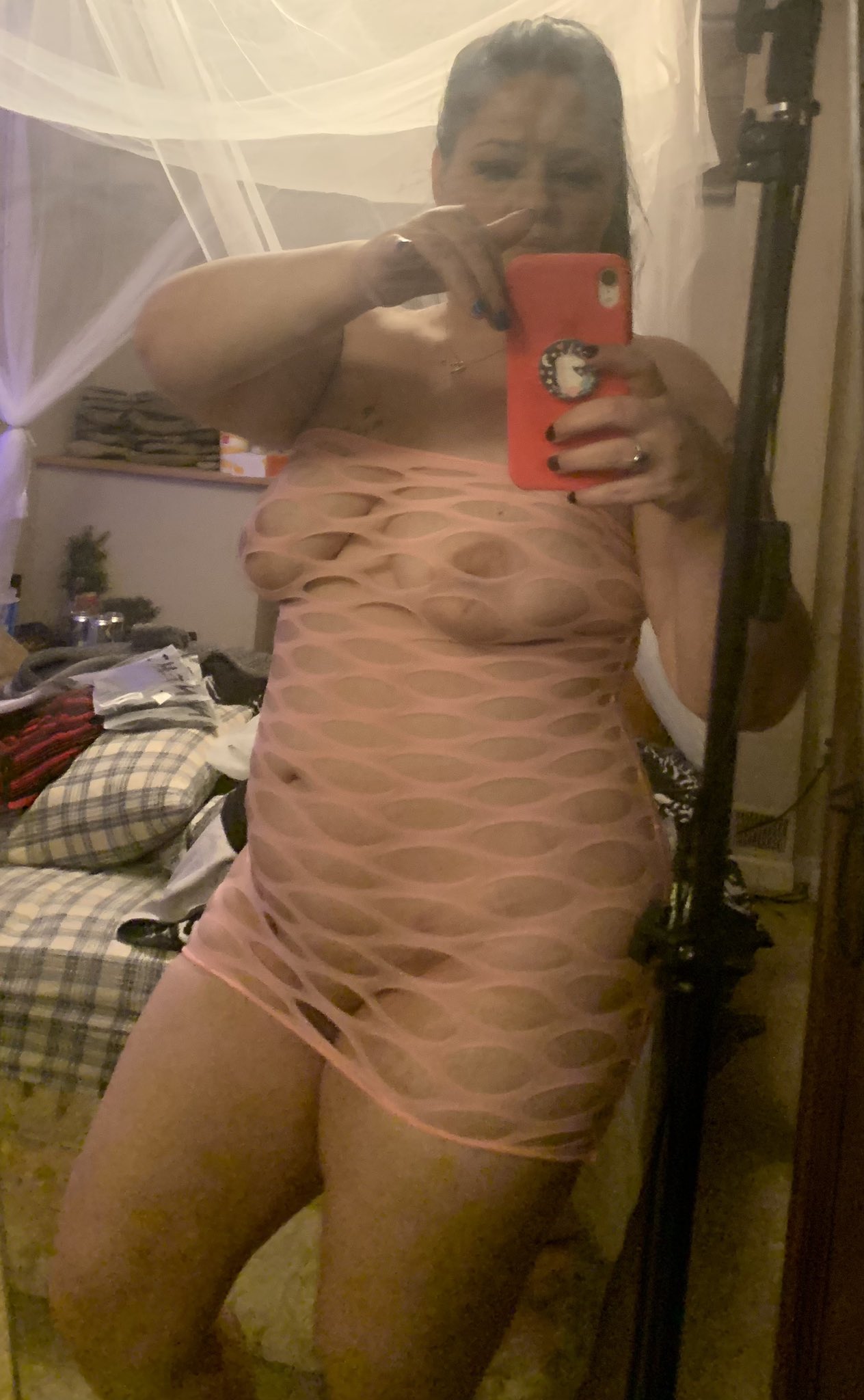 2 pic. A few of my new outfits. Can’t wait to take some sexy pictures/videos with these and the others https://t.co/LczFBMiavS