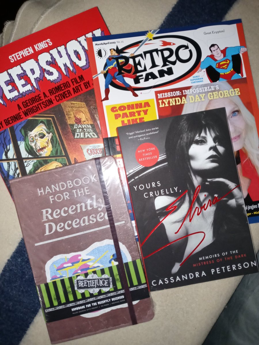 devastation79's tweet photo. got a new* copies of #elvira biography &amp; #creepshow..a killer new #funkopop few magazines &amp; a bunch of tpbs* &amp; hardcover graphic novels(including the last #reckless book I needed to complete the HC set)!amazing #docstrange omnibus(on sale)killer find! #readboooks https://t.co/pNzuF6yd6G