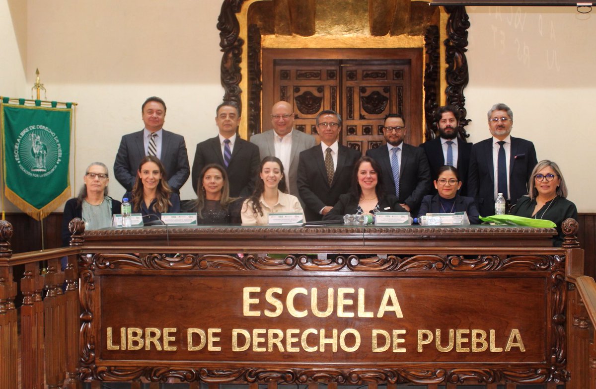 SGyDU_Puebla's tweet photo. Asimismo, informó la importancia de la implementación de la Ventanilla Digital de Gobierno en el Municipio. 

✅Digitalización de trámites. 

✅ Reducción de tiempo en tramites. 

✅ Simplificación de requisitos en los trámites. 

✅ Pasar de 1 a 32 trámites en línea.

2/2🧵 https://t.co/XymCST2pgg