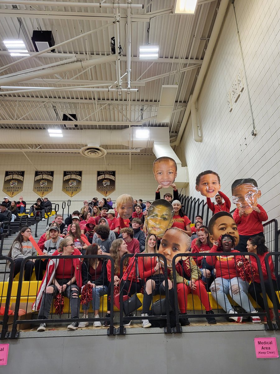 MrsSmithNHS's tweet photo. @NorthgateProud student section is on ❤️‍🔥#LetsGoFlames https://t.co/xaa0nGOyNO