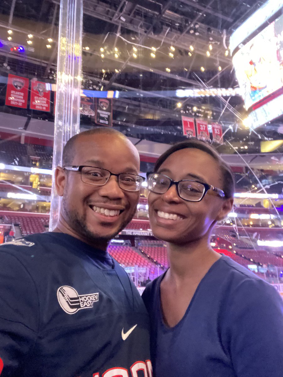 concertvids34's tweet image. The last time i saw @TThompson_97 was when he played for @UConnMHOC. Tonight i watched him start for the @BuffaloSabres (on the last night of my honeymoon). @Buccigross @hockey_east #tageagainstthemachine #cawlidgehawkey #icebus